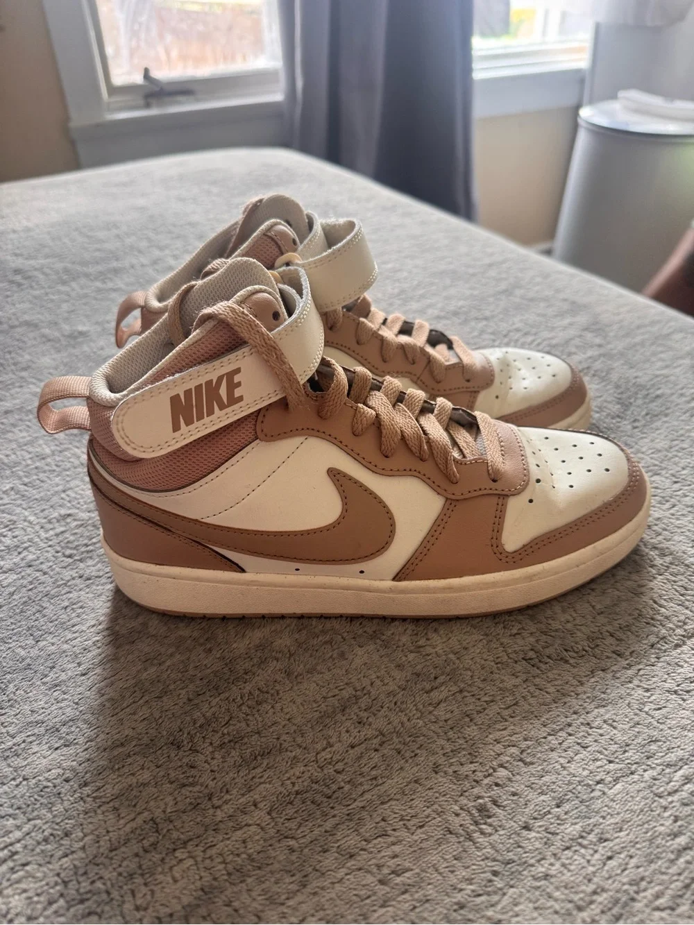 Nike High-Top Sneakers in Cream & Brown